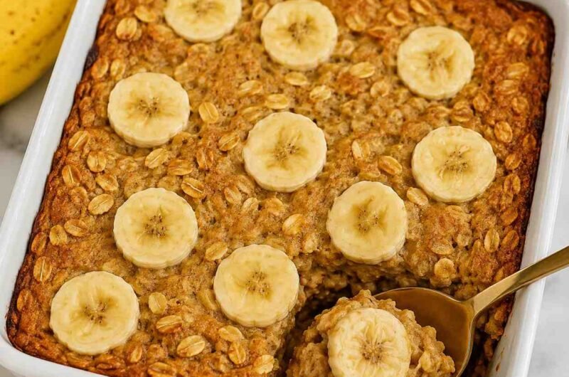 Banana Bread Baked Oatmeal