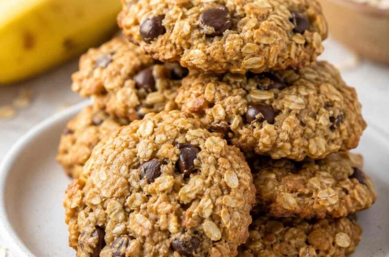 Clean Banana Oat Cookies