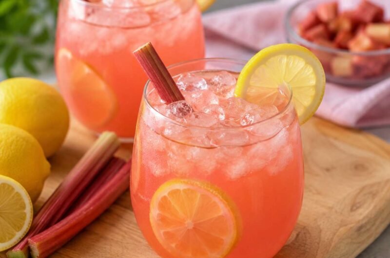 Rhubarb Lemonade